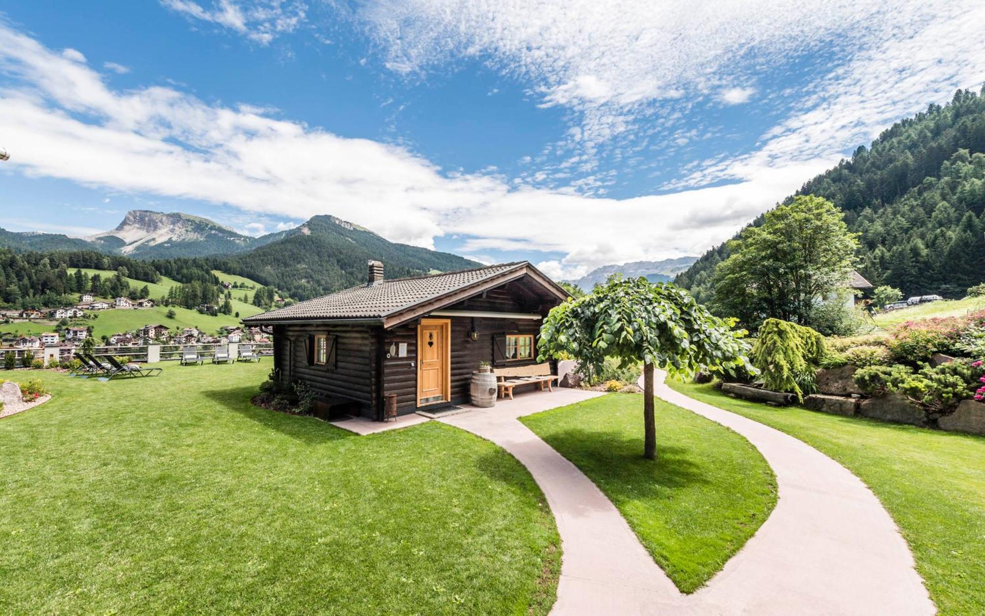 Отель Rainell Dolomites Retreat Ортизеи Номер фото