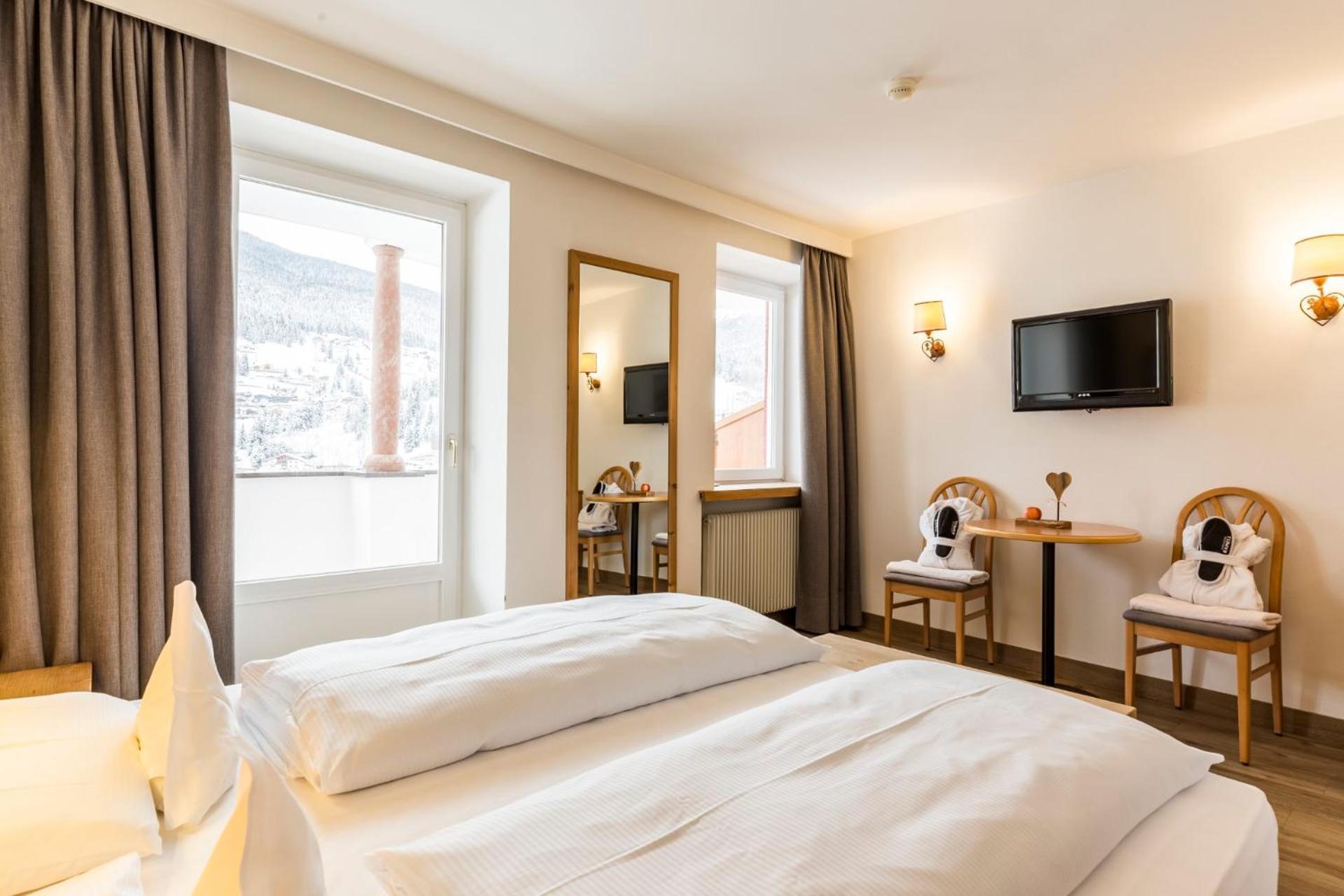 Отель Rainell Dolomites Retreat Ортизеи Номер фото