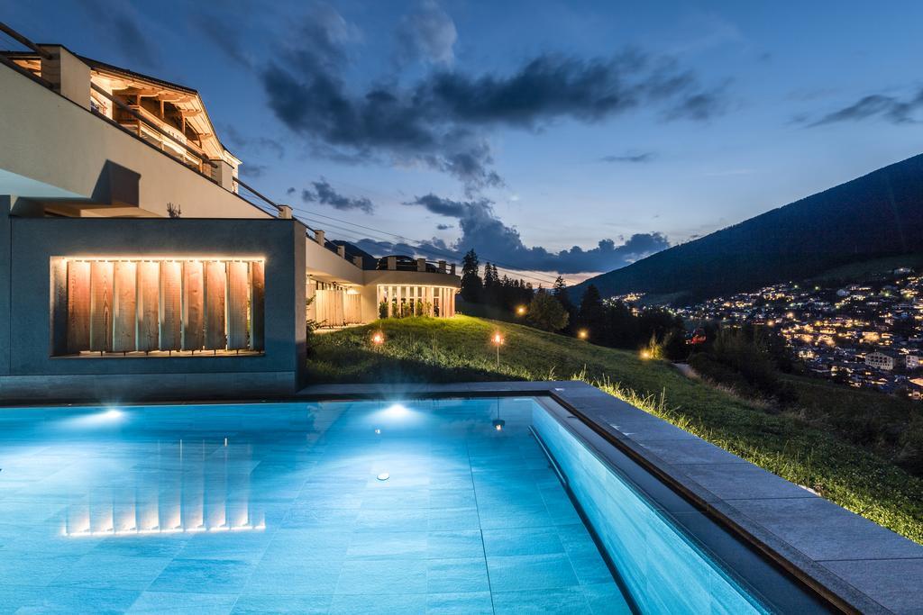 Отель Rainell Dolomites Retreat Ортизеи Экстерьер фото