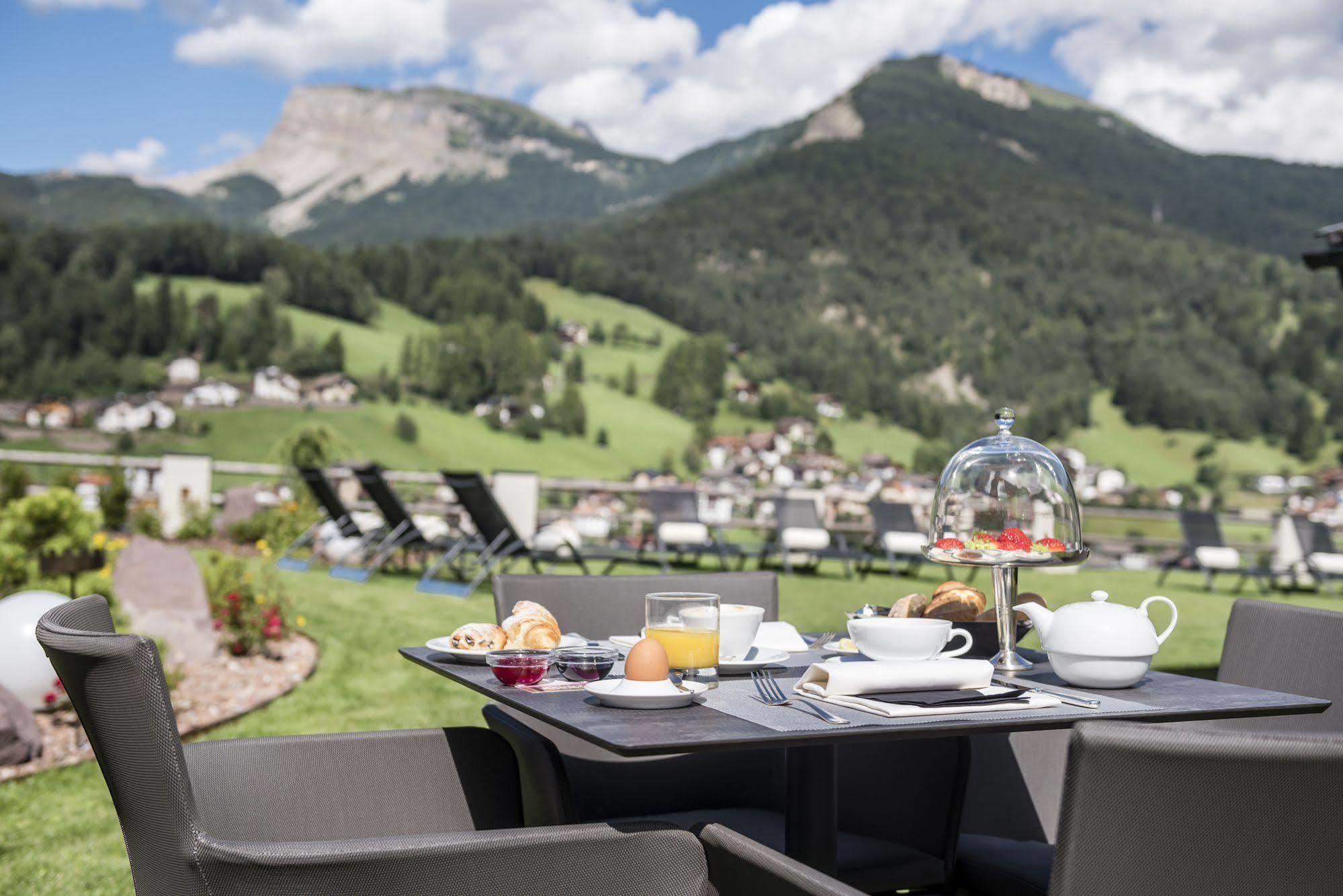 Отель Rainell Dolomites Retreat Ортизеи Экстерьер фото